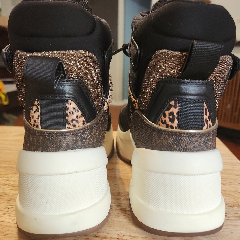Michael Kors Women's Olympia Cheetah/Animal Print - Picture 6 of 8